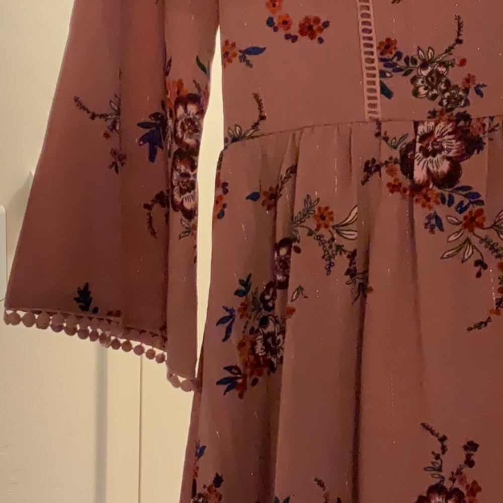 Floral Mauve Dress with 3/4 Sleeves - Picture 3 of 4